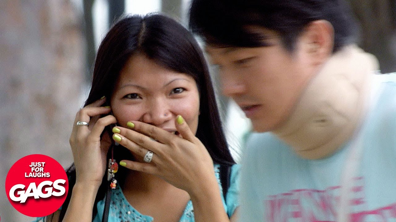 Girlfriend Gets The Ick! 🚩  Just For Laughs Gags