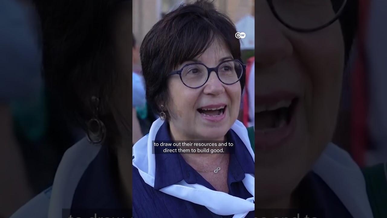 ‘God’s influencer:’ Pope Leo XIV canonizes first millennial saint | DW News