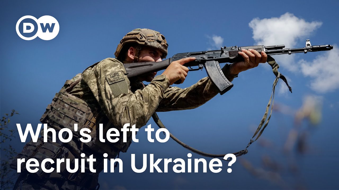 How Ukraine fights to mobilise 28,000 new soldiers each month | DW News