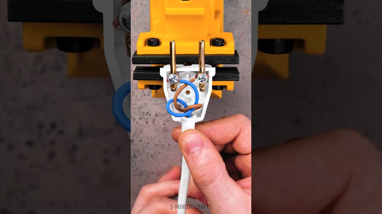 Incredible hacks to connect cables!