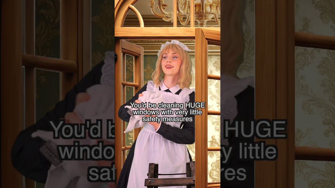 Life as a Versailles maid 😳🪭⚜️