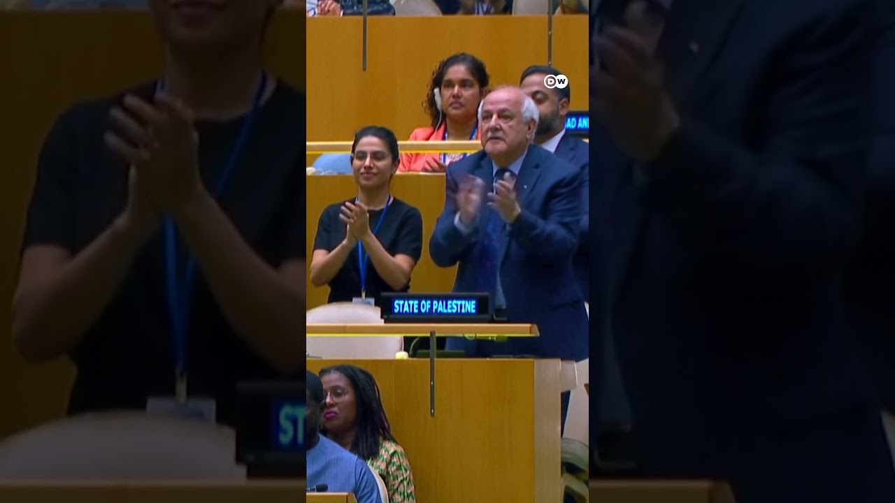 President Macron urges preservation of two-state solution, recognizes a Palestine state | DW News