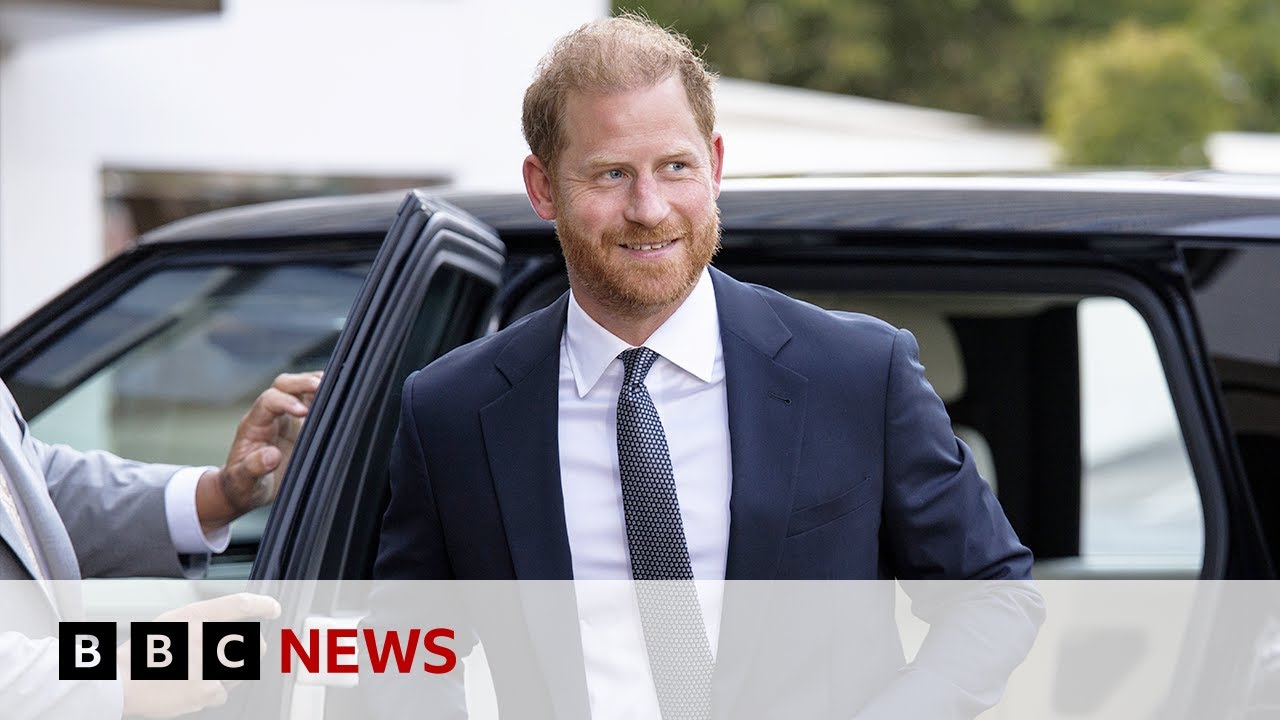 Prince Harry lays wreath in memory of late Queen | BBC News