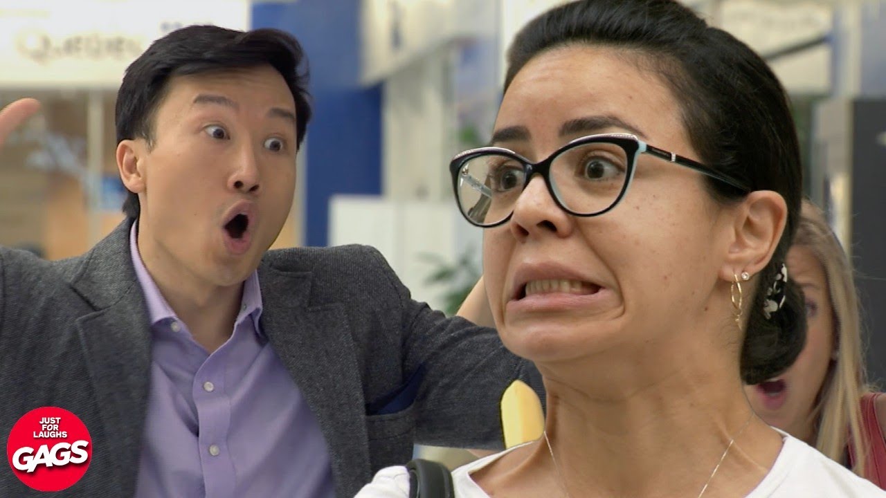 She robbed him at gunpoint | Just For Laughs Gags