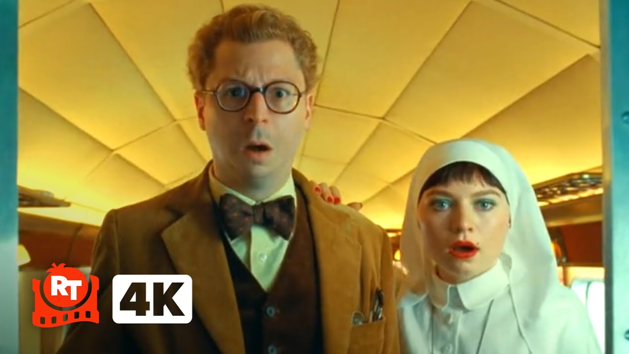 The Phoenician Scheme (2025) 4K – The Pilot’s Been Poisoned! | Movieclips