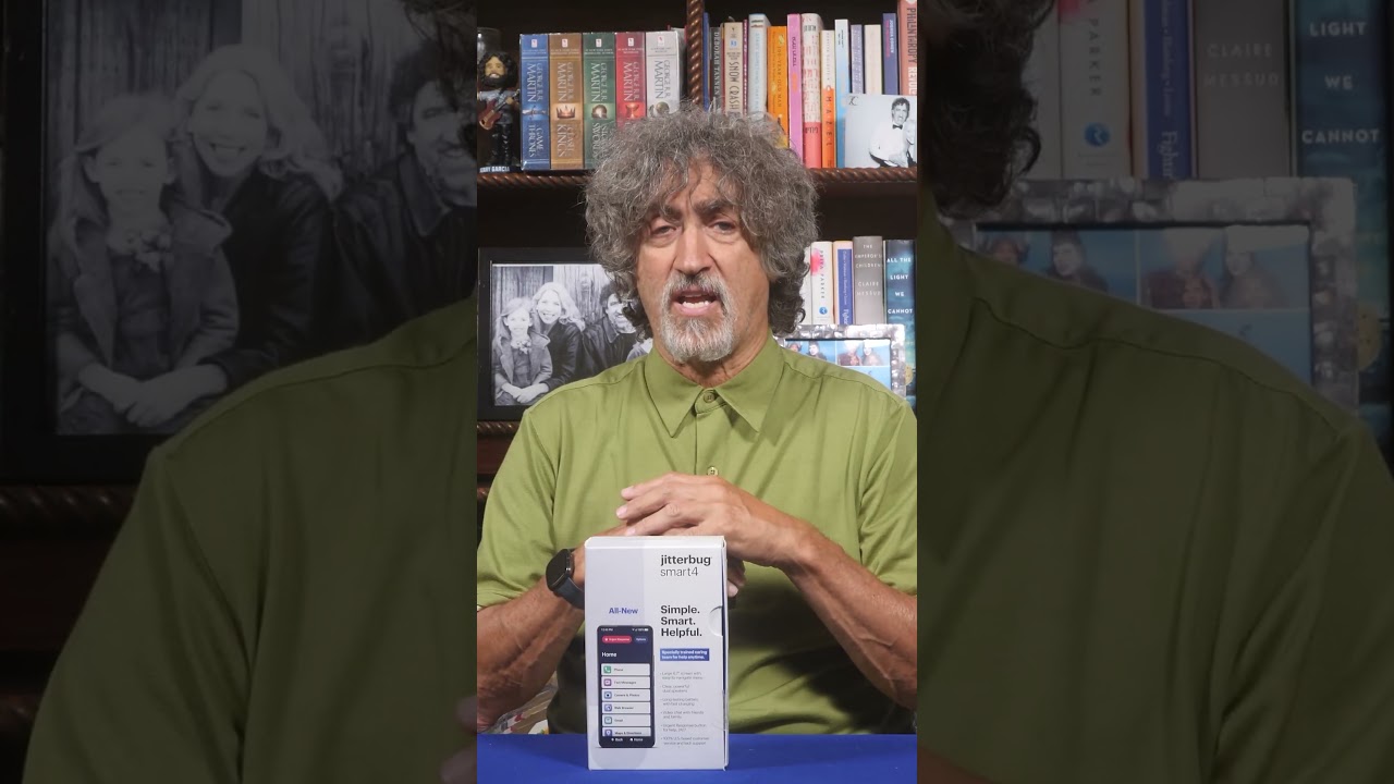 This Jitterbug Phone Has Two Ways for Seniors to Call for Help