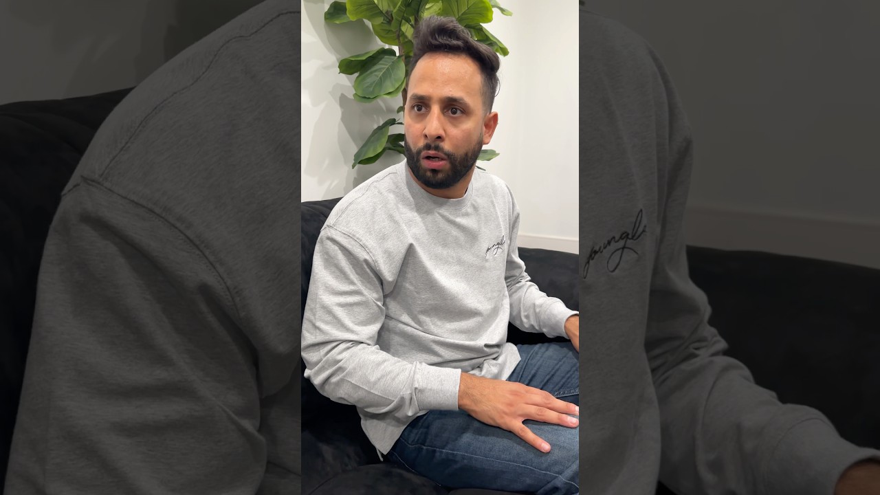 When she asks for your phone 😰📱