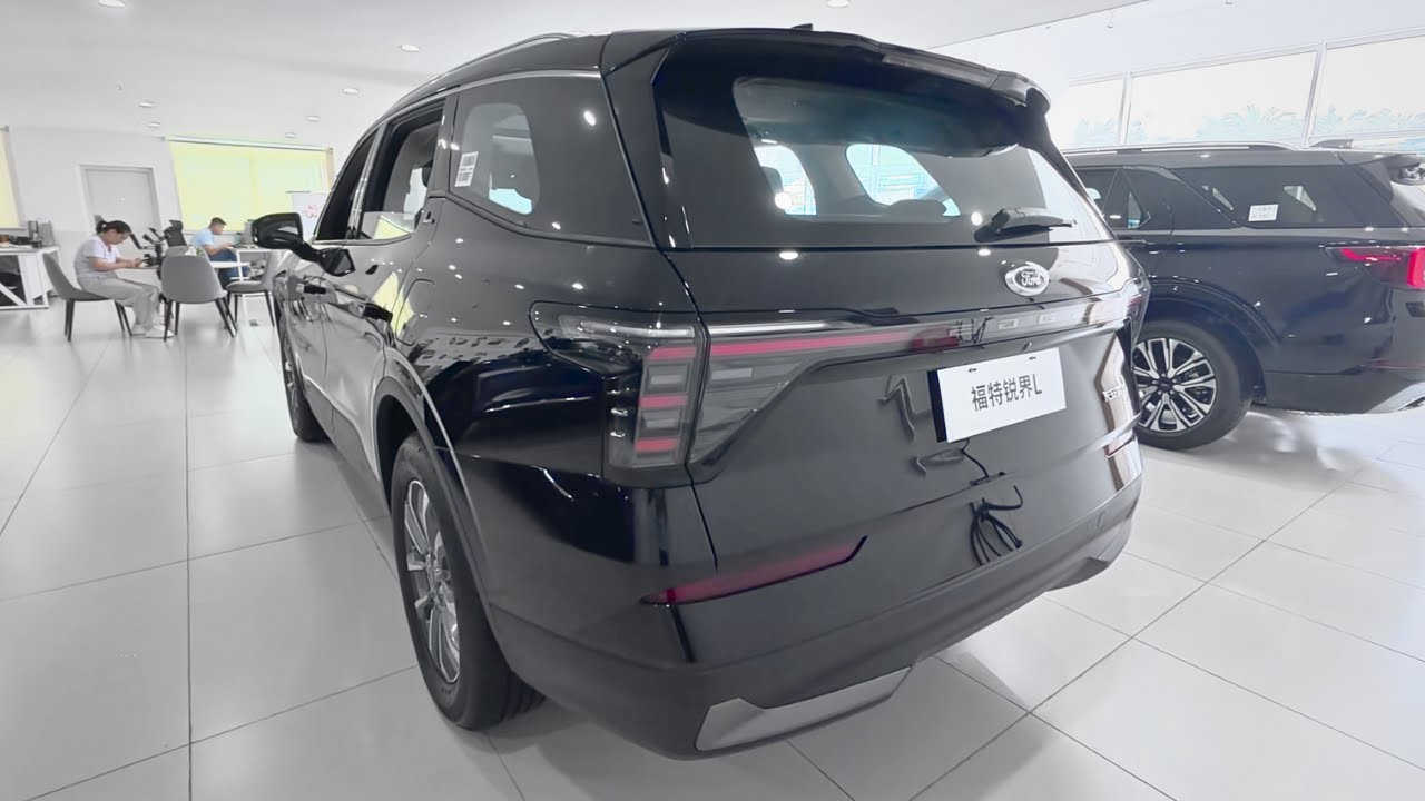 2025 Ford Edge L in-depth Walkaround