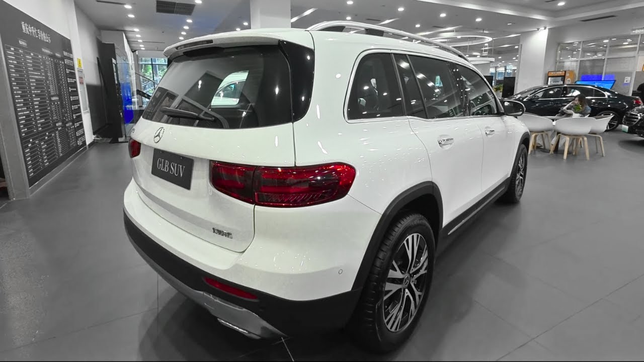 2025 Mercedes-Benz GLB 220 in-depth Walkaround