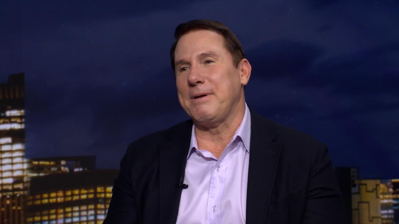 Author Nicholas Sparks teams up with director M. Night Shyamalan on ‘Remain’