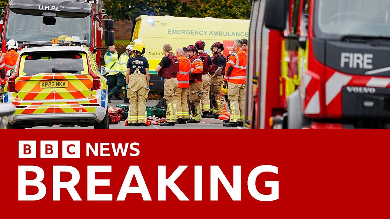 Four people injured in car and stabbing attack at Manchester synagogue | BBC News