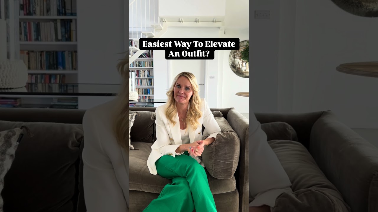 Get to know our colour specialist and styling Katy!