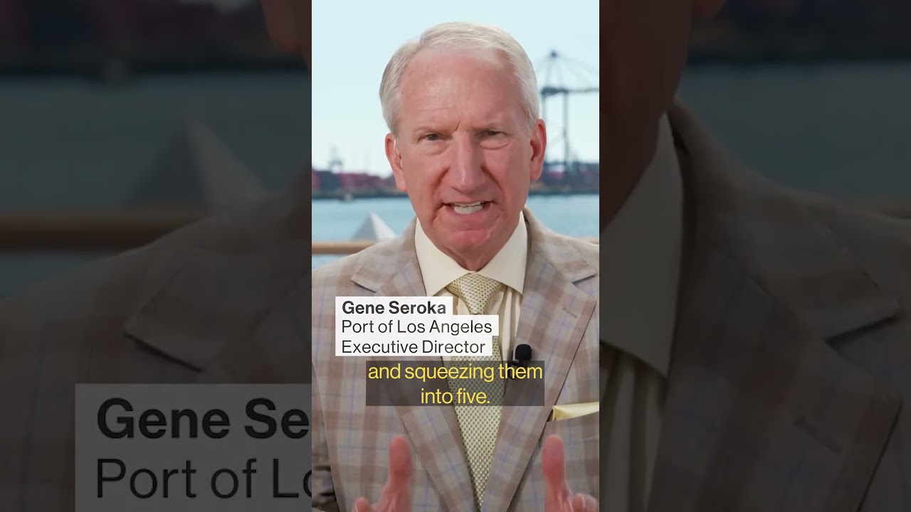 How AI is automating the global supply chain #shorts #ai #supplychain #shipping