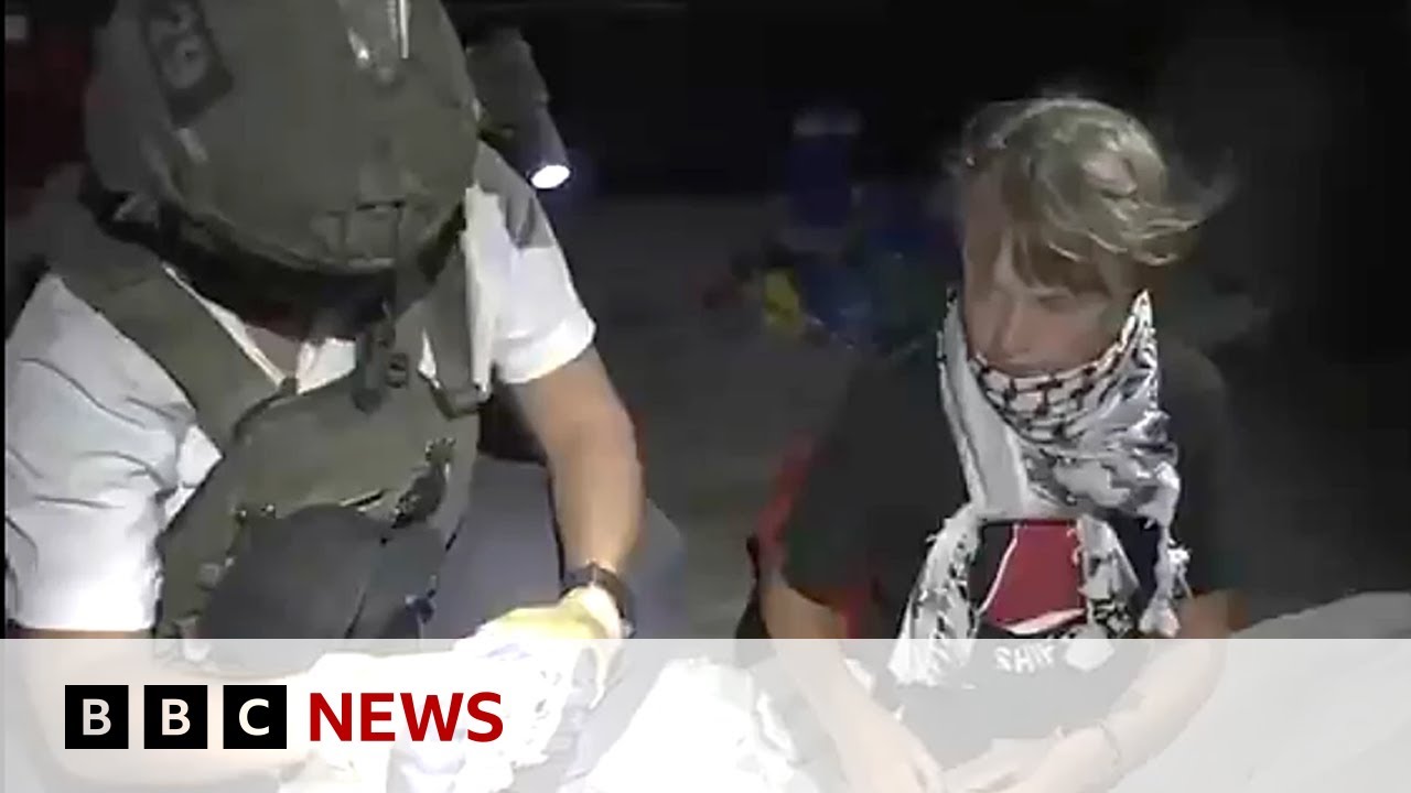 Israeli navy intercepts activist boats carrying aid to Gaza | BBC News