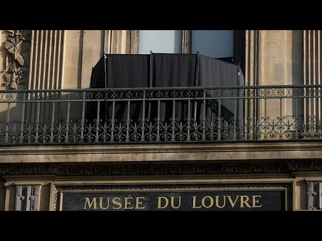 Louvre robbery: two suspects arrested, Paris prosecutor says