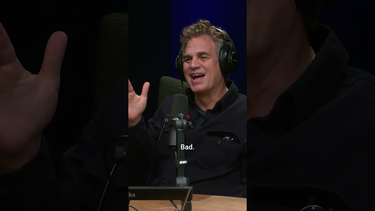 Mark Ruffalo & Woody Harrelson got into a bar fight. #podcast #comedy #comedian #cheers