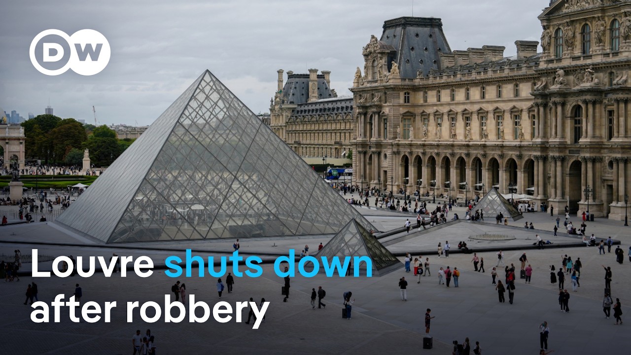 Paris: ‘Priceless’ Napoleon jewelry stolen from Louvre in Paris | DW News