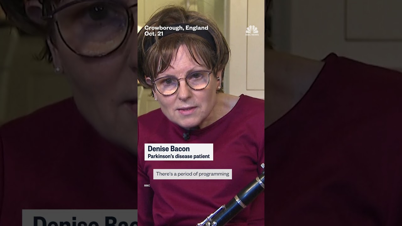 Parkinson’s patient plays clarinet during brain surgery
