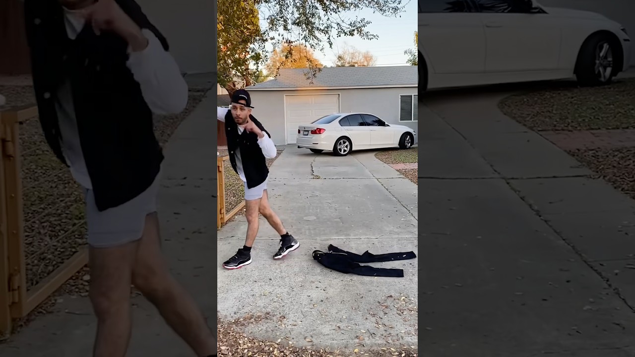 Sagging at its finest👖