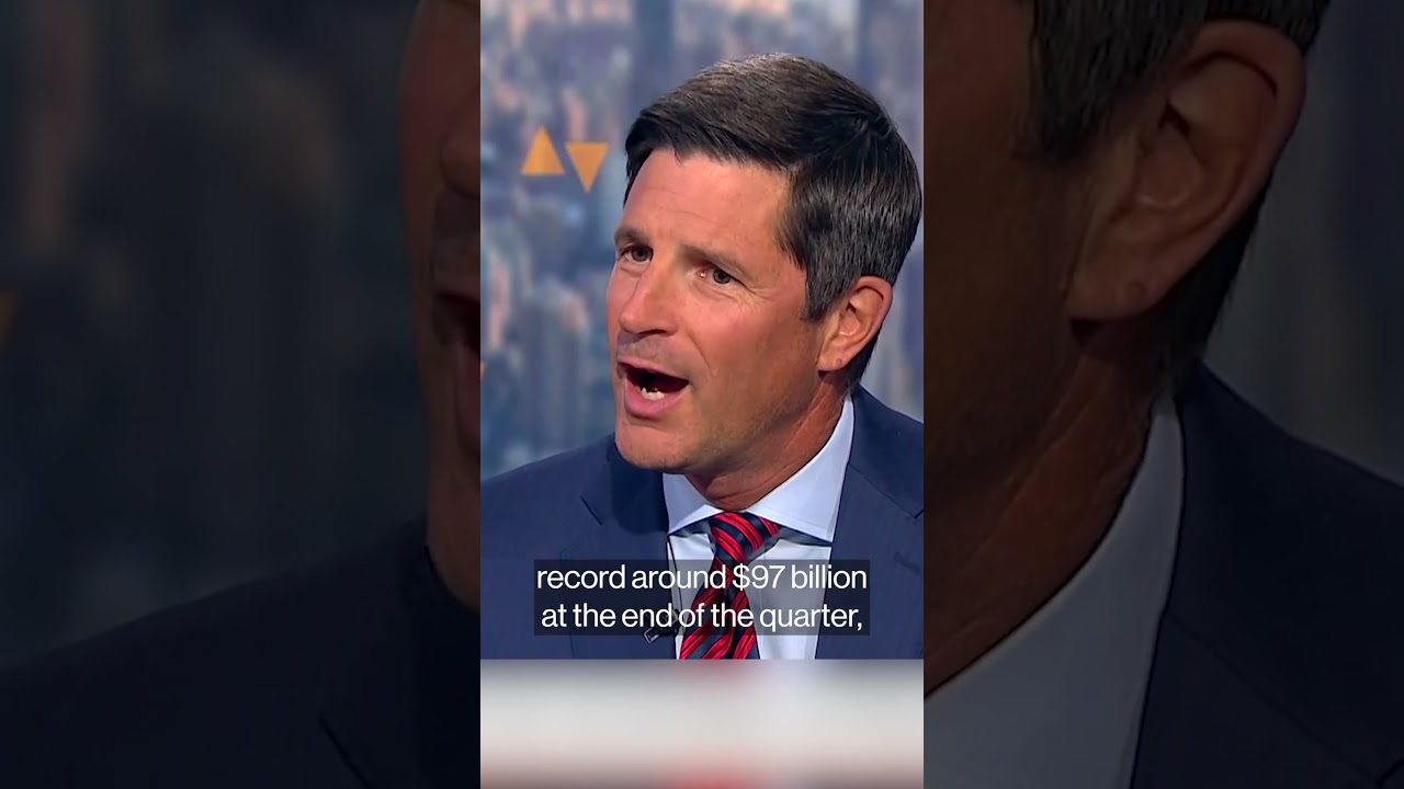 Schwab CEO says retail traders are buying dips, selling rips #shorts #schwab #retail #trading