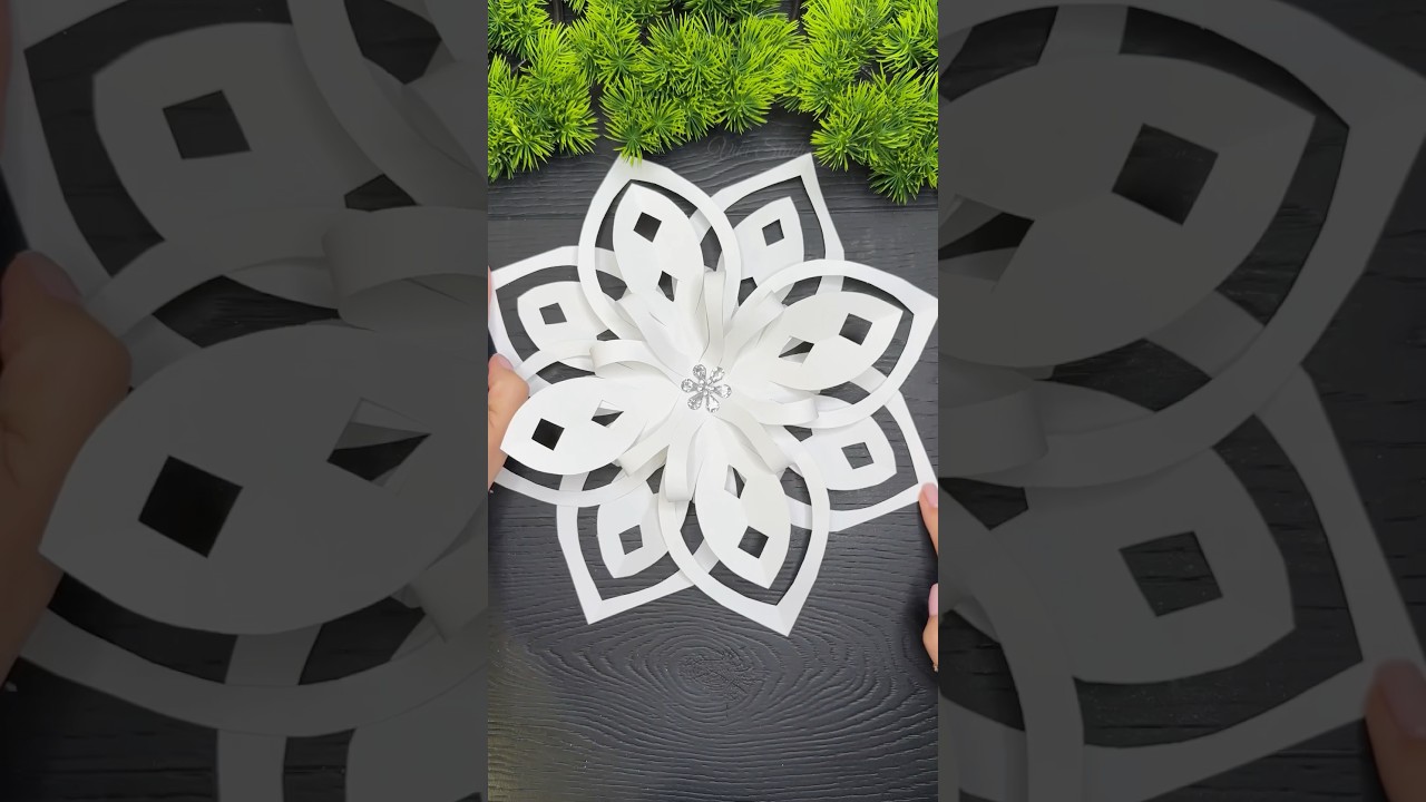 WoW! 🤩 Easy Christmas Decorations DIY 3D Paper Snowflake Amazing Craft Ideas #foryou #fyp