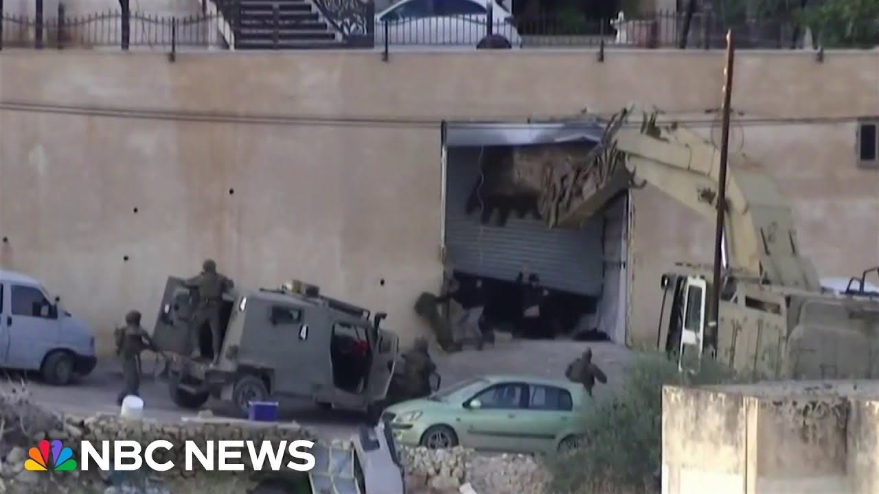 Israeli forces kill two Palestinians in the West Bank