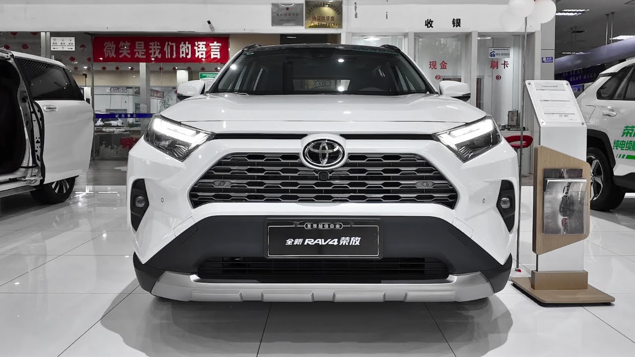 NEW Toyota RAV4 in-depth Walkaround
