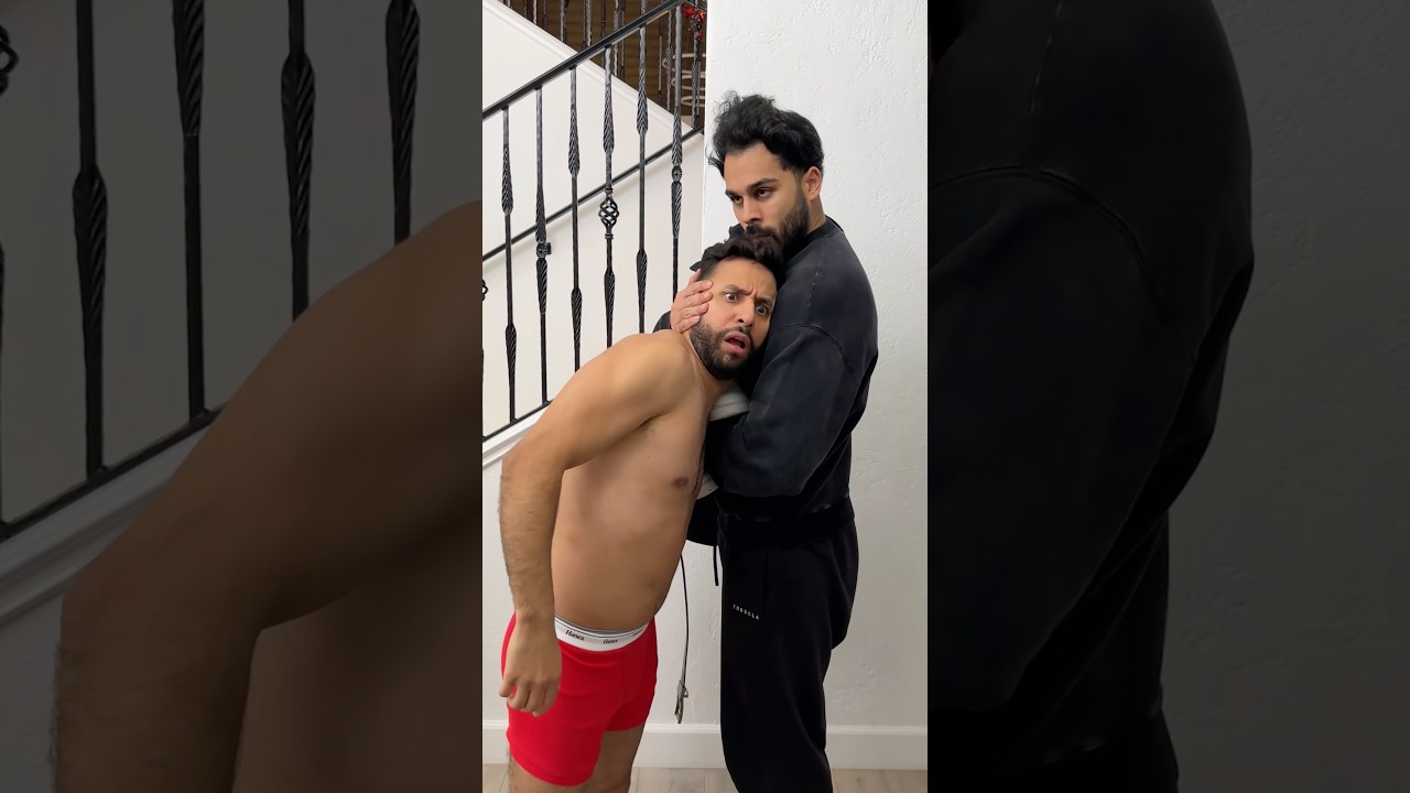 When you wear your siblings clothes 👕