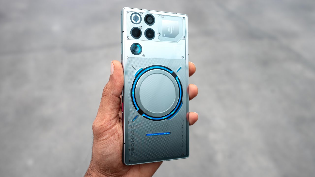 World’s First Smartphone with REAL Liquid Cooling