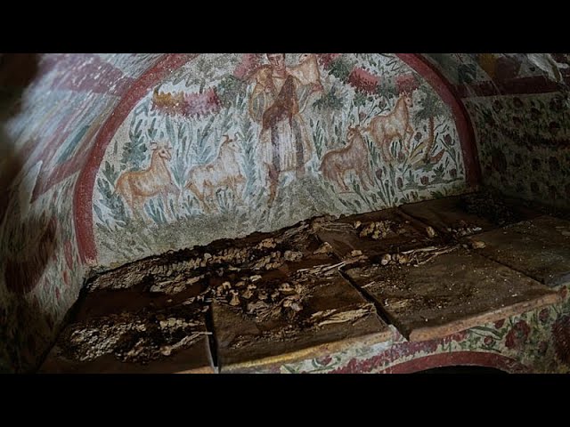 Archaeologists uncover rare Roman-style ‘Good Shepherd’ fresco near Iznik
