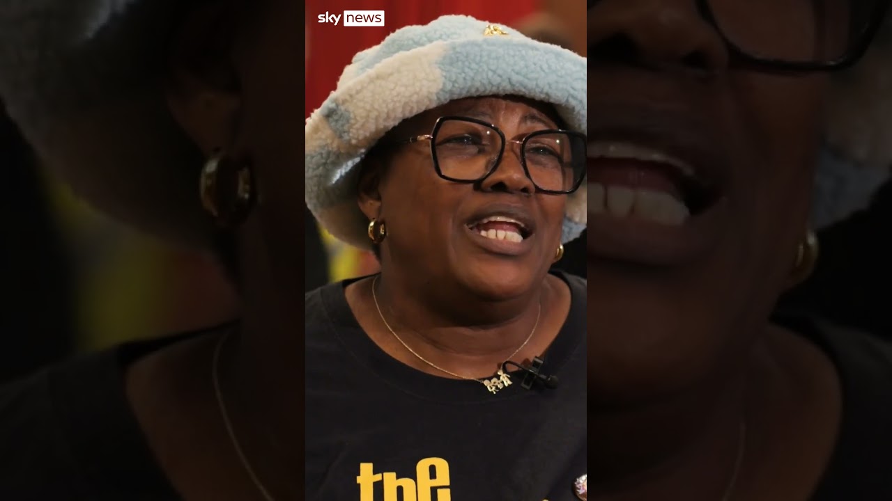 Choir brings joy to the homeless this Christmas