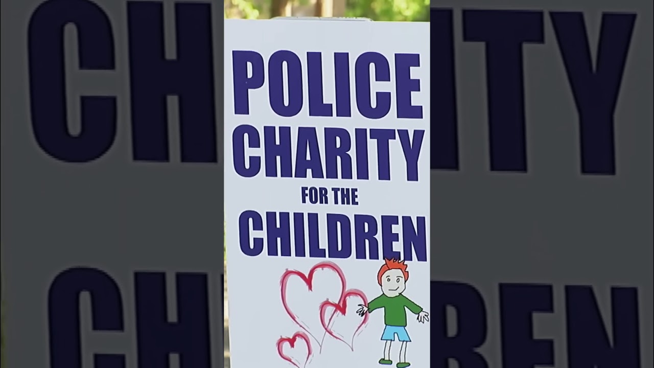 Cops Spreading Holiday Cheer | Just For Laughs Gags