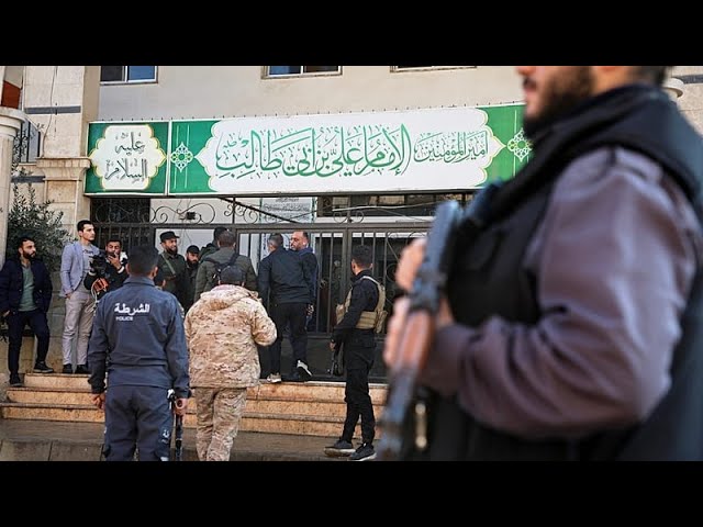 Explosion at Alawite mosque in Homs during Friday prayers kills eight