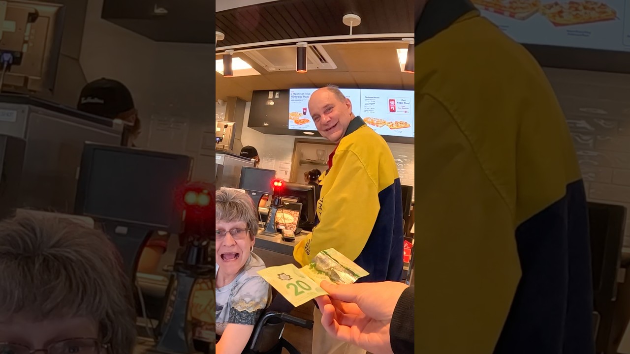 I paid for there coffee and THIS happened 🥹❤️