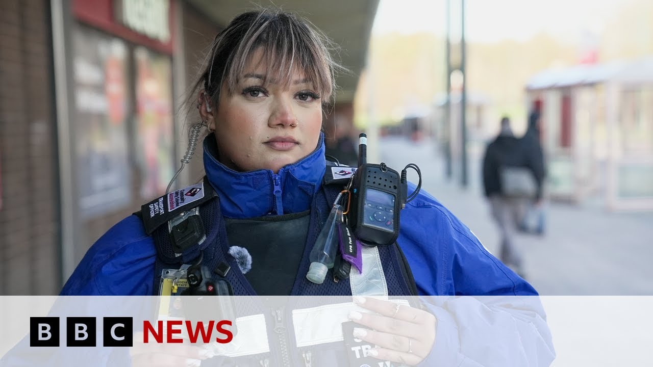 Knife threats and racial abuse all in a day’s work, say UK bus drivers | BBC News