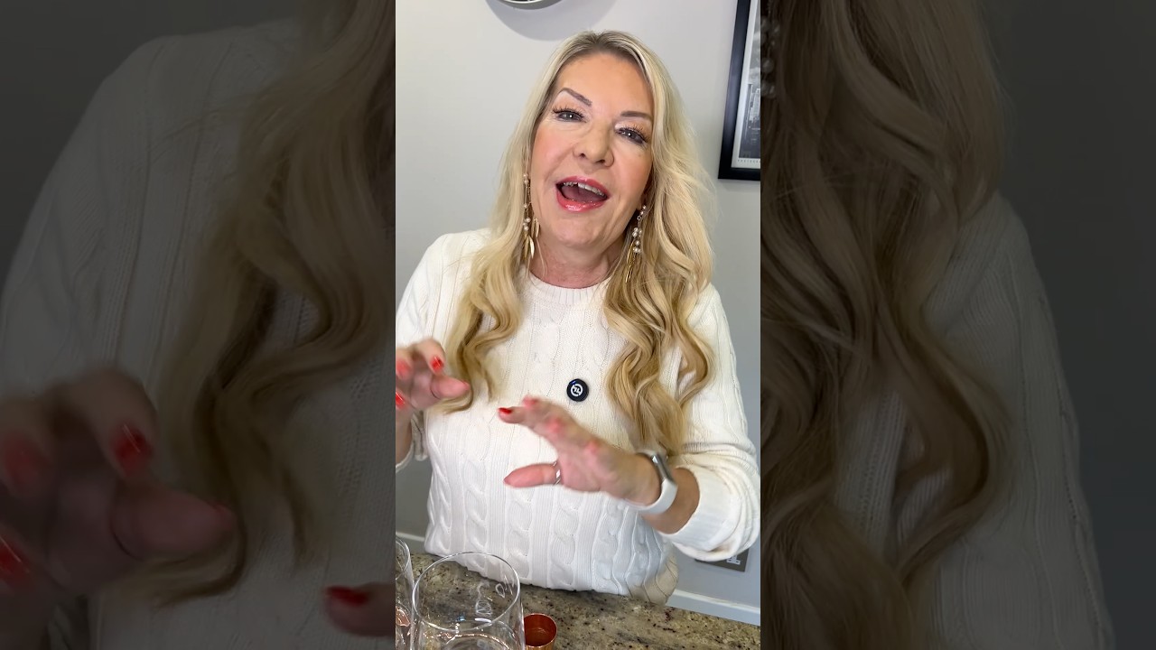 MY NEW FESTIVE COCKTAIL THAT YOU WILL LOVE