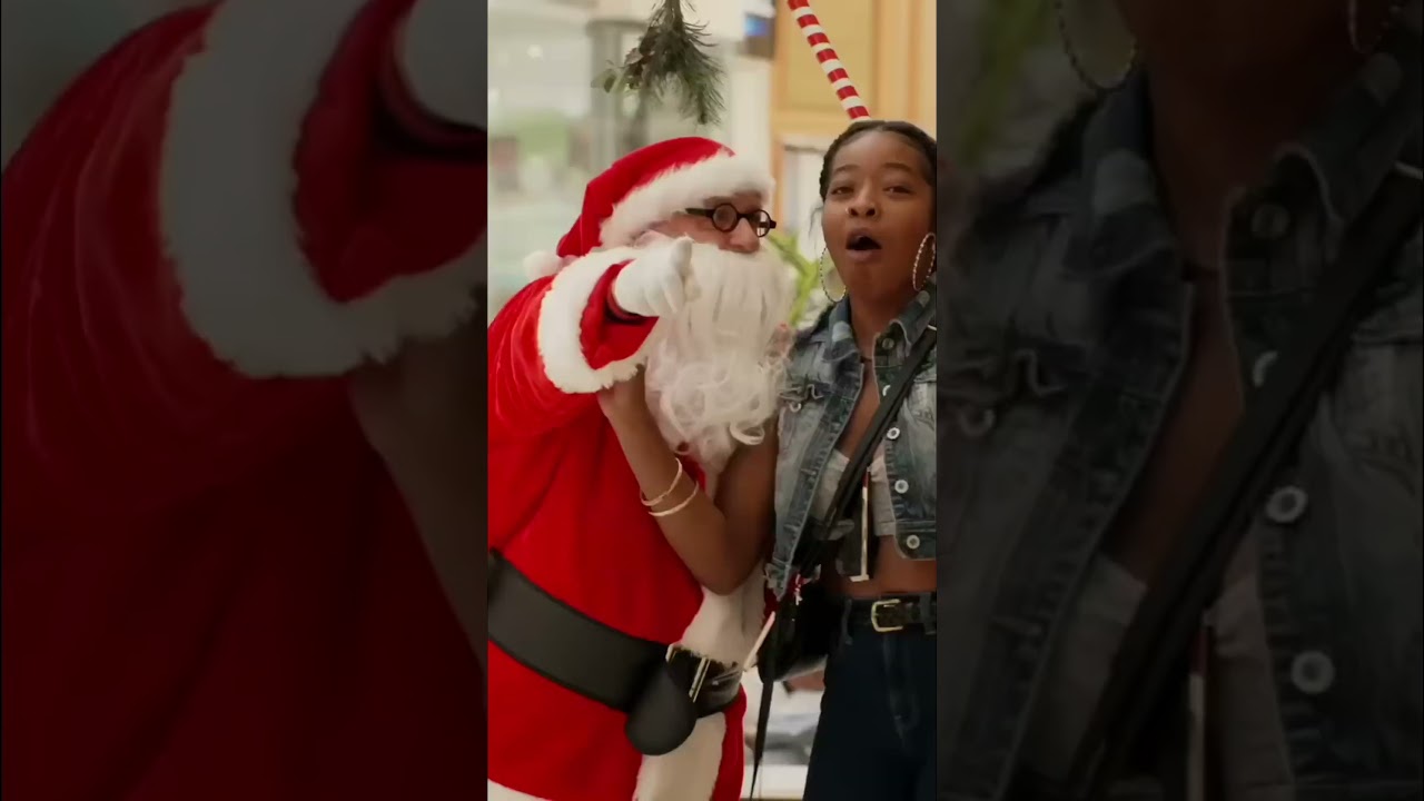 Santa Spreads Holiday Cheer with Hugs & Surprises!| Just For Laughs Gags