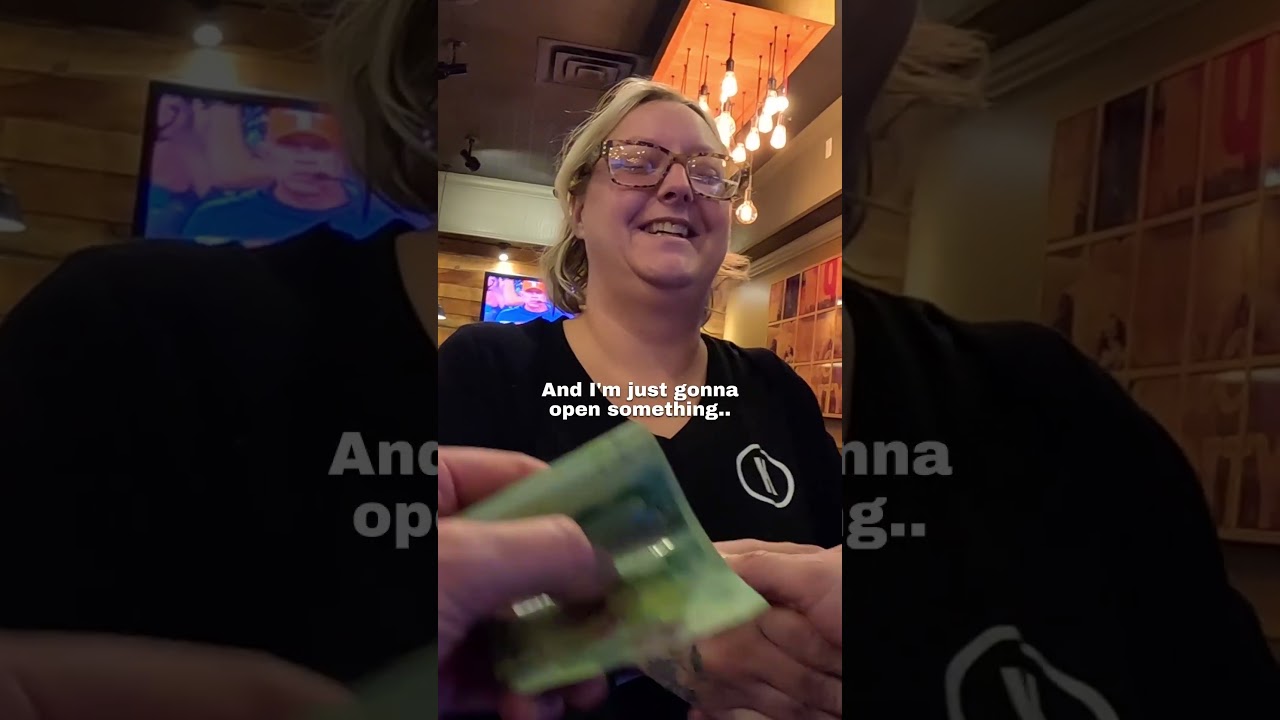 She bought me food so I tipped her $100 🥺❤️