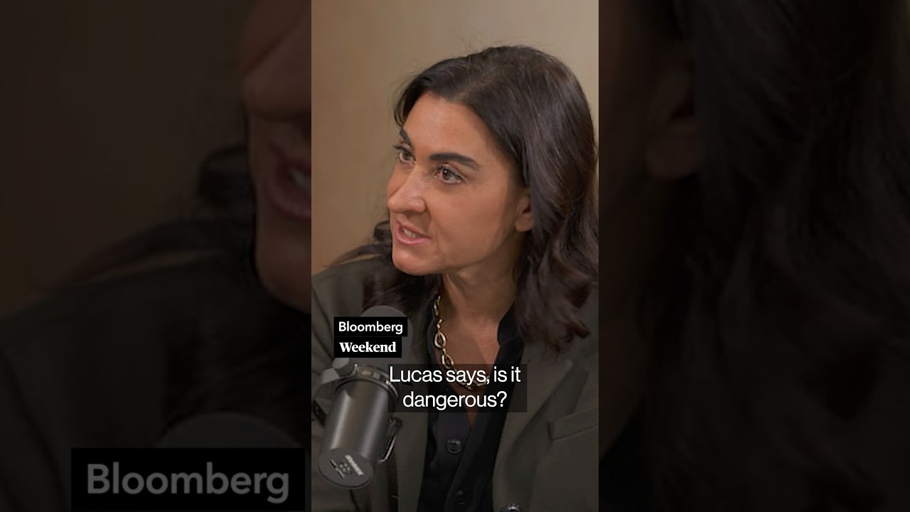 The War Photographer Who Can’t Walk Away