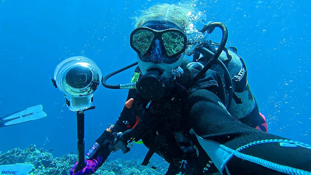 Underwater Filming Just Got a Massive Upgrade – Insta360 X5 Invisible Dive Case Pro!