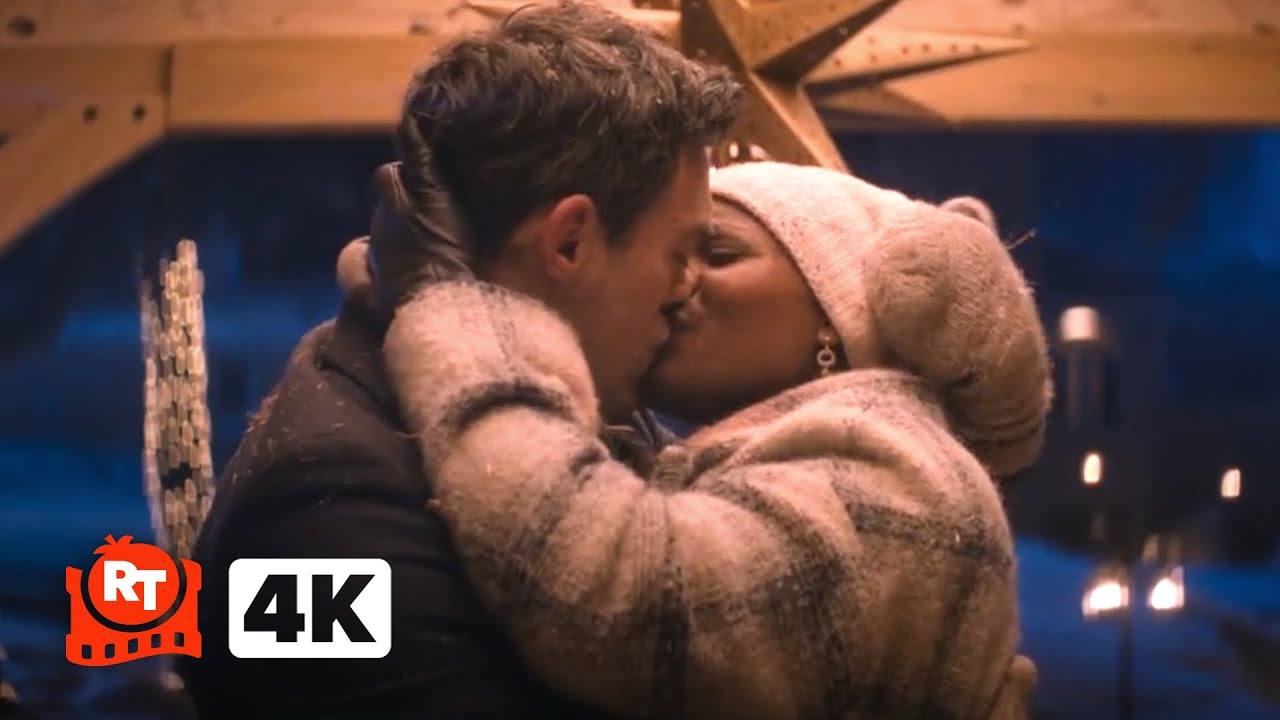 Violent Night (2022) 4K – Fighting in Front of Baby Jesus | Movieclips