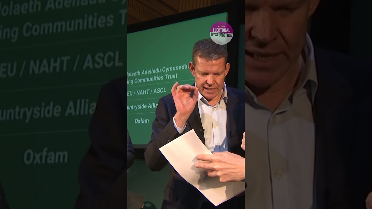 Who is on top in politics at the end of 2025?