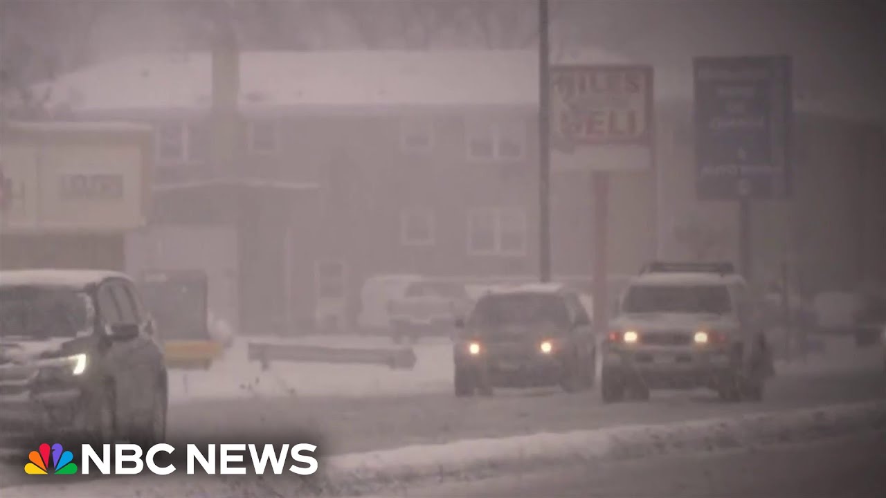 Winter blast threatens busiest travel day of the year