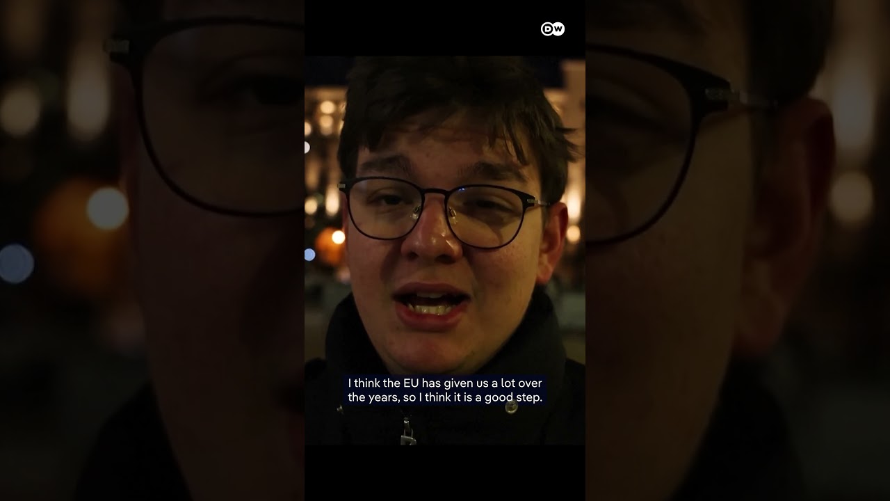 Bulgaria ushers in 2026 as it adopts the euro | DW News