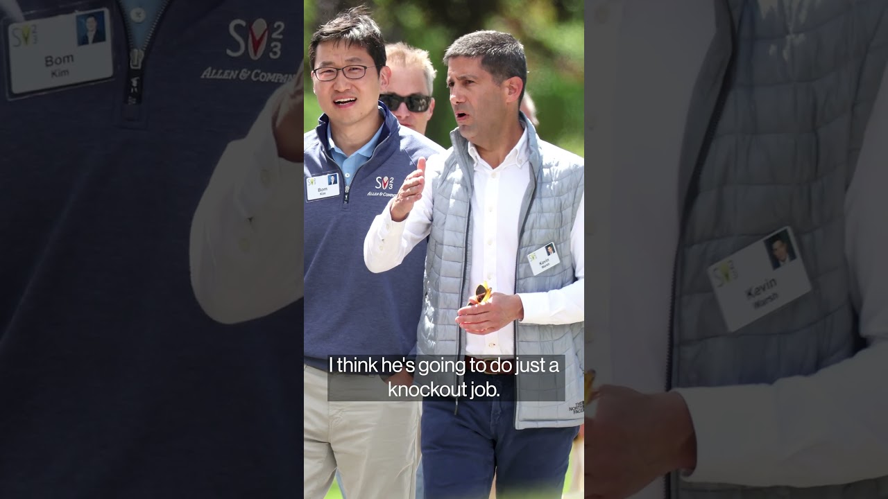 Fed’s Miran Sees Warsh as Persuasive, Respected New Chair