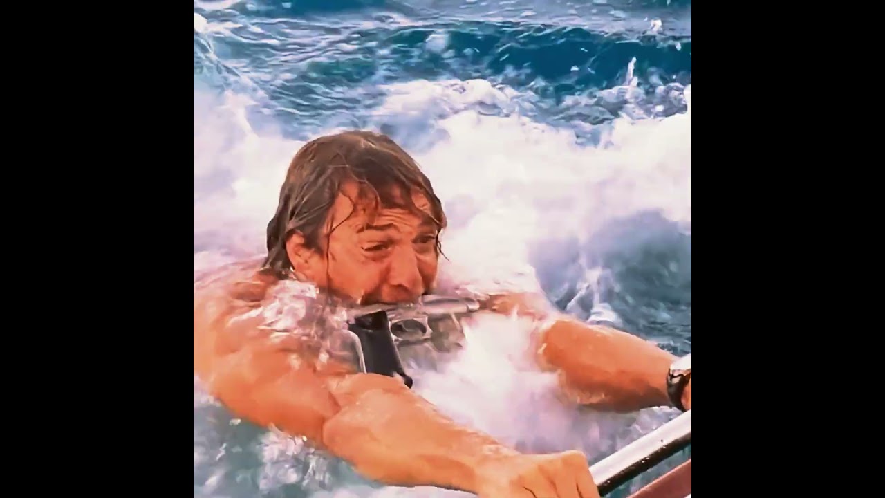 He outsmarted thugs and got away…🤯