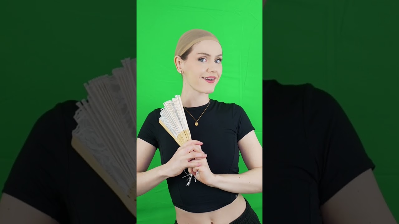 MY FAVOURITE COSTUME EVER!!!! 😱🚂