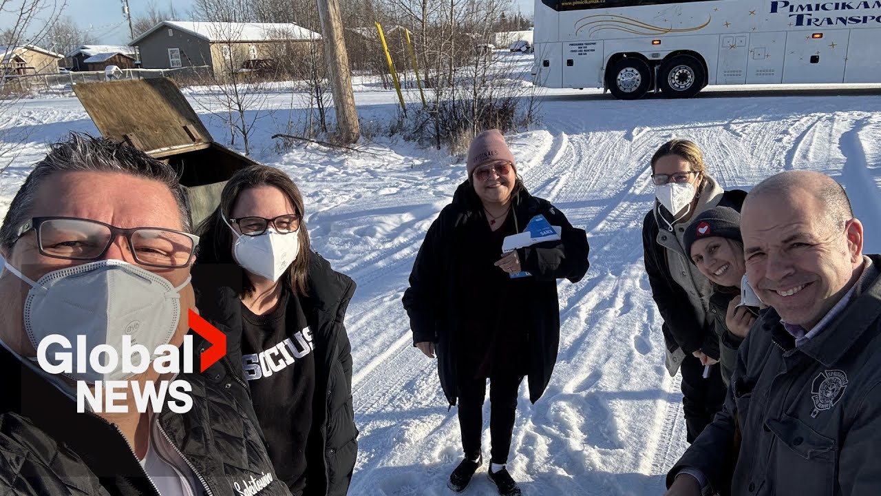 Politicians, Indigenous leaders visit beleaguered Manitoba First Nation after damaging power outage