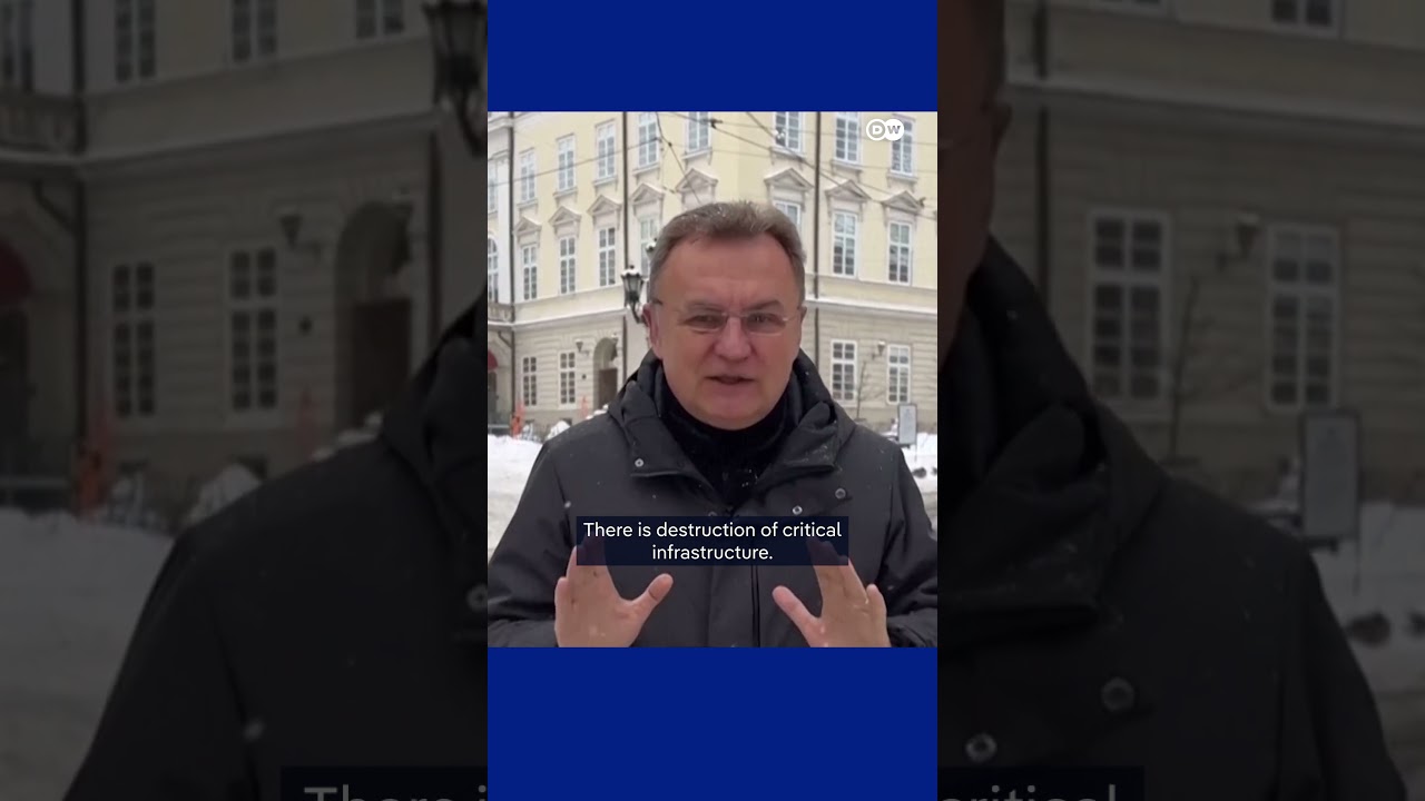 Russia fires Oreshnik hypersonic missile at Ukraine | DW News