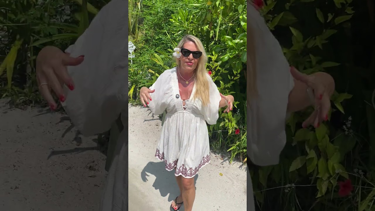 SHARING MY OUTFIT IN THE MALDIVES